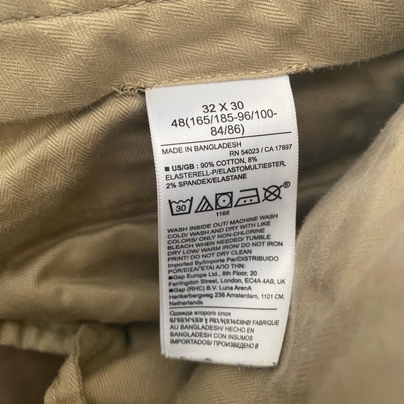Banana Republic Khaki Chinos - Picture 5 of 5